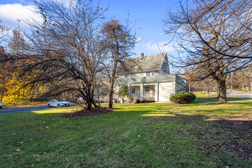 More Photos Of 295 W Route 59, Spring Valley Office Residential For Sale