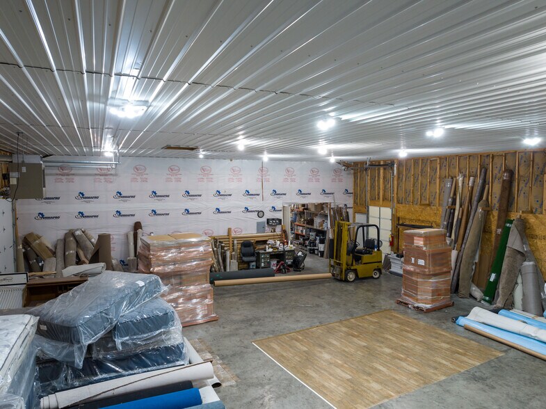 More Photos Of 455 E Main St, Parsons General Retail For Sale