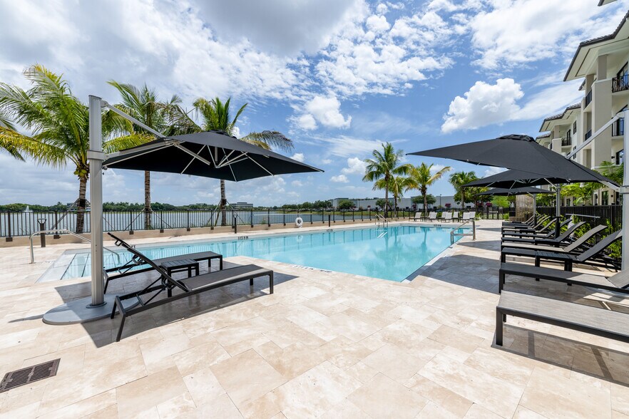 More Photos Of 8205 Commerce, Miami Lakes Apartments For Lease