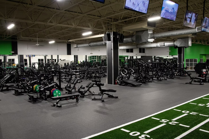 More Photos Of 250 NW Peacock Blvd, Port Saint Lucie Health Club For Lease