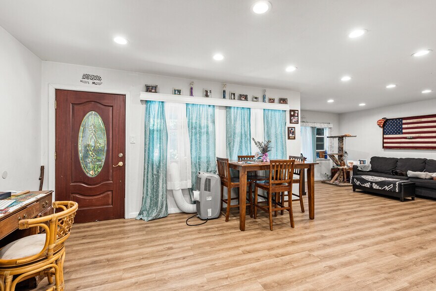 More Photos Of 595 Boyes Blvd, Sonoma Apartments For Sale