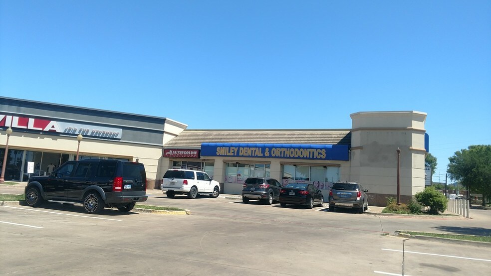 More Photos Of 9203 Skillman St, Dallas General Retail For Lease