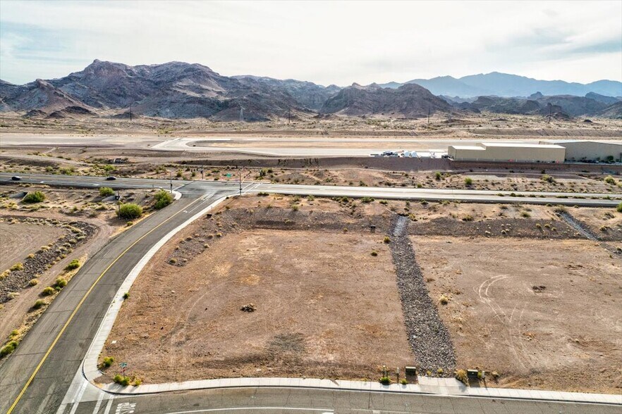 More Photos Of 6565 Showplace Ave, Lake Havasu City Land For Sale