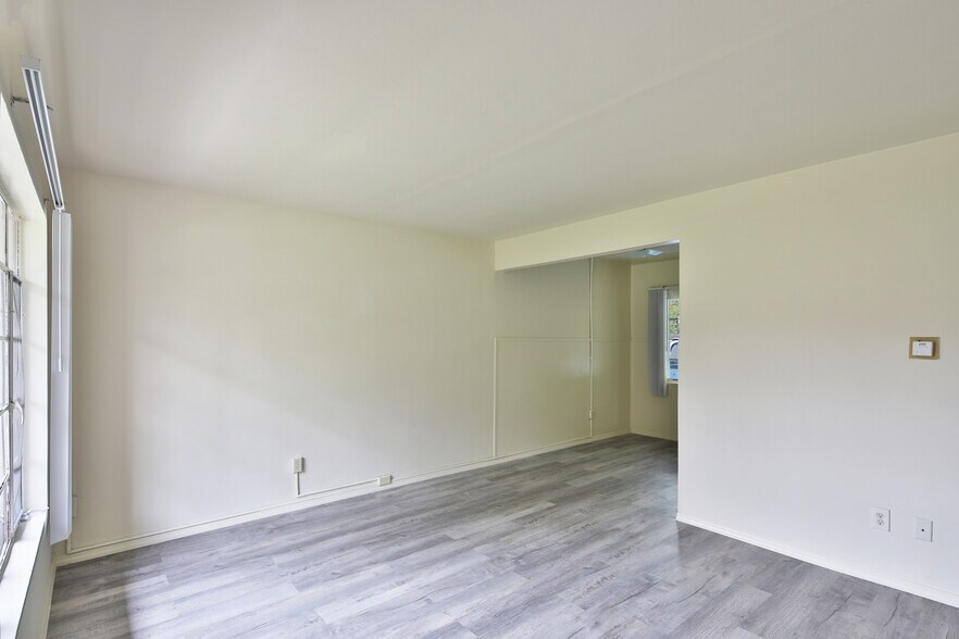 More Photos Of 485 E Washington Blvd, Pasadena Apartments For Sale