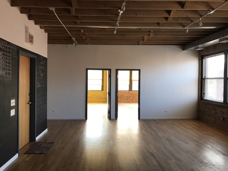 More Photos Of 1052 W Fulton Market, Chicago Loft Creative Space For Lease