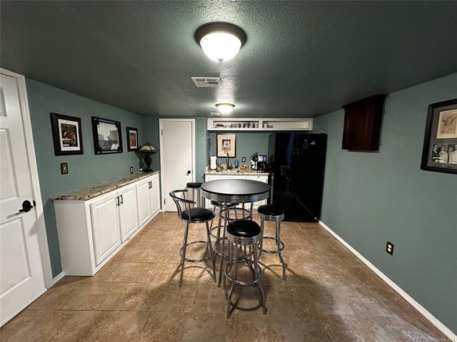 More Photos Of 9 W Main St, Ardmore Office For Sale