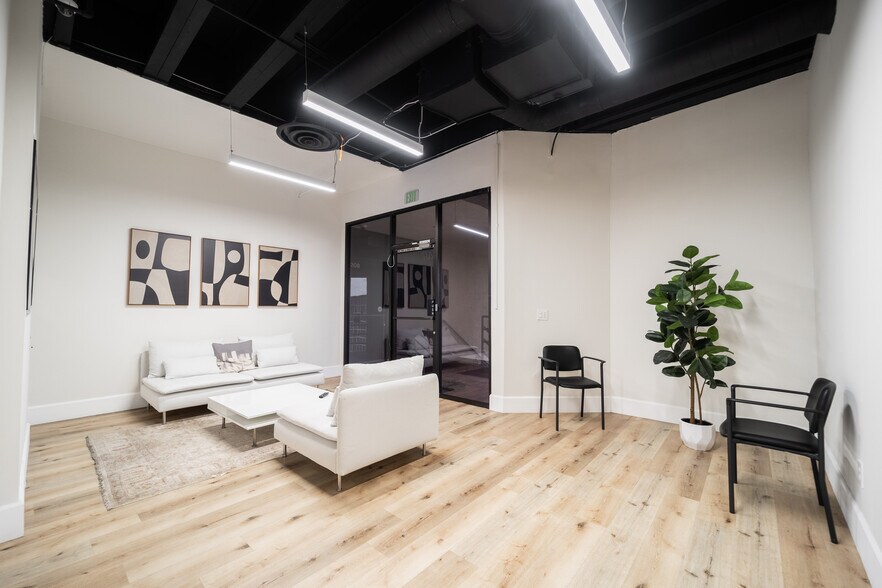 More Photos Of 3505 Cadillac Ave, Costa Mesa Office For Lease