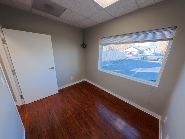 More Photos Of 750 NW 4th St, Prineville Office For Sale