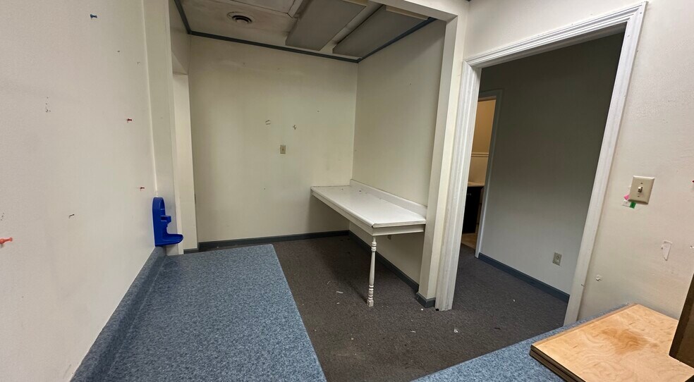 More Photos Of 444 Elmwood Ave, Alderson Medical For Sale