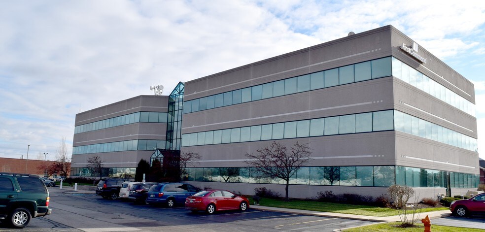 More Photos Of 1952 Mcdowell Rd, Naperville Business Park For Lease