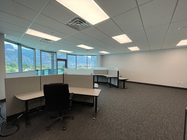 More Photos Of 1280 S 800 E, Orem Office For Lease