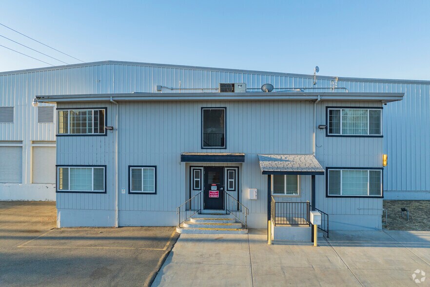 More Photos Of 450 E Grant Line Rd, Tracy Unknown For Lease