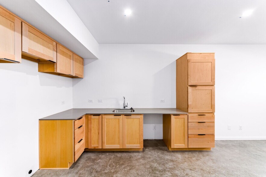 More Photos Of 21 Lalo Way, Tucson Multifamily For Sale