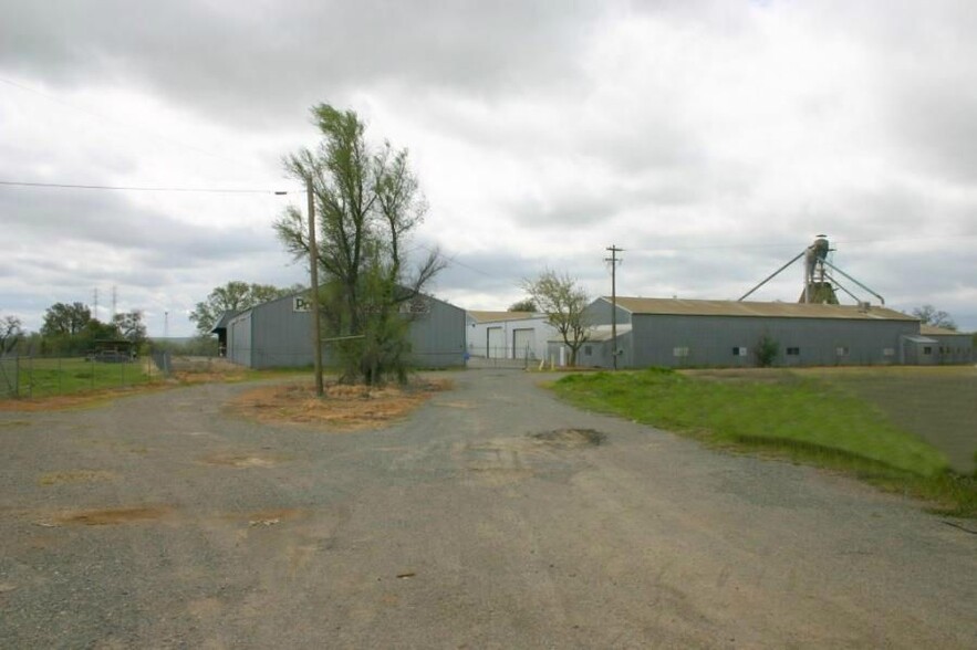 Primary Photo Of 3308 Cyclone Ct, Cottonwood Warehouse For Lease