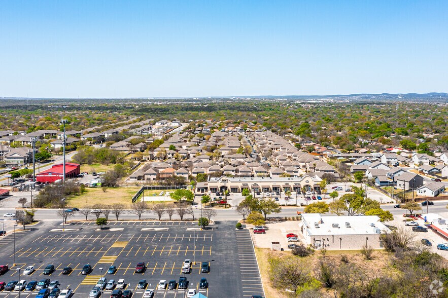 More Photos Of 6422 Babcock Rd, San Antonio Freestanding For Lease