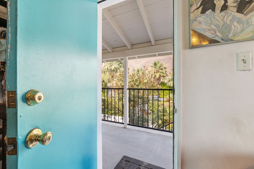 More Photos Of 1674 S Via Salida, Palm Springs Apartments For Sale