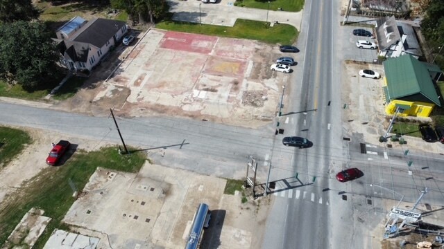 More Photos Of 101 Russell, Welsh Land For Sale