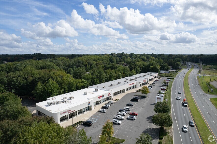 Primary Photo Of 520 US Highway 9, Manalapan Township Unknown For Lease