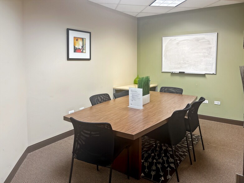 More Photos Of 5250 Old Orchard Rd, Skokie Coworking Space