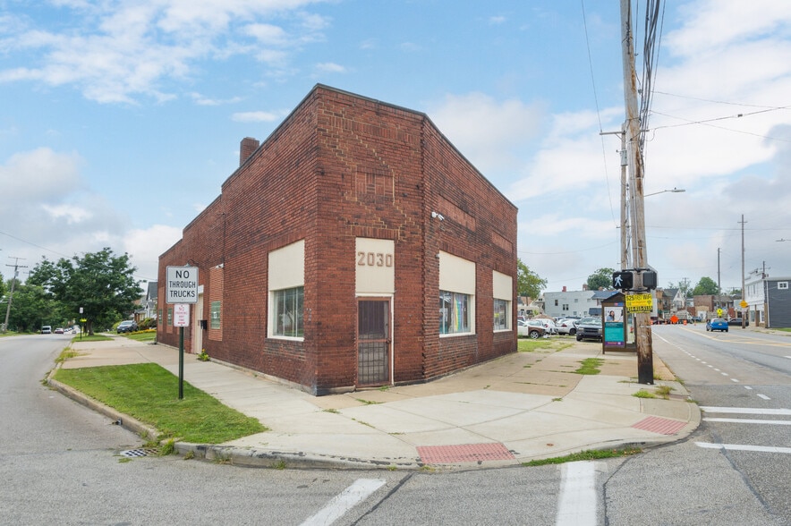 Primary Photo Of 2030 Broadview Rd, Cleveland Storefront For Sale