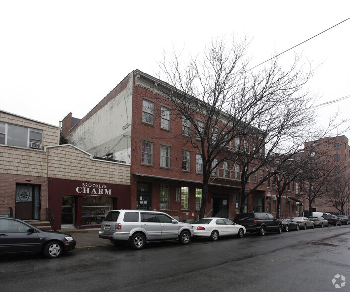 More Photos Of 167 N 9th St, Brooklyn Apartments For Lease