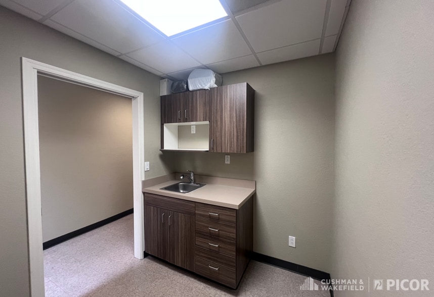 More Photos Of 3970-3986 N Campbell Ave, Tucson Medical For Sale