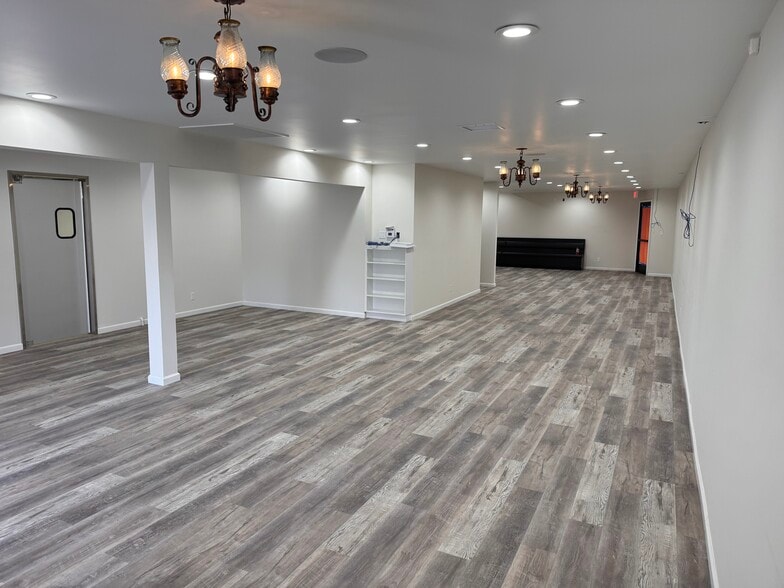 More Photos Of 4843 W Century Blvd, Inglewood Restaurant For Lease