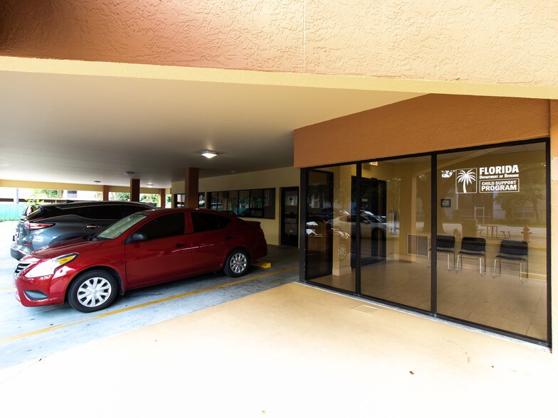 More Photos Of 3745 Broadway, Fort Myers Medical For Sale