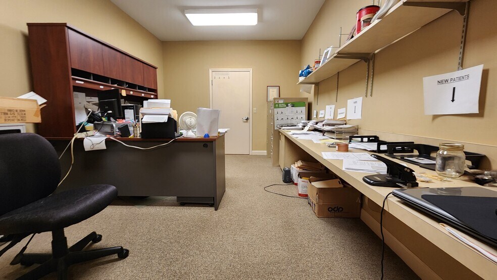 More Photos Of 900 Garden Gate Cir, Pensacola Medical For Sale