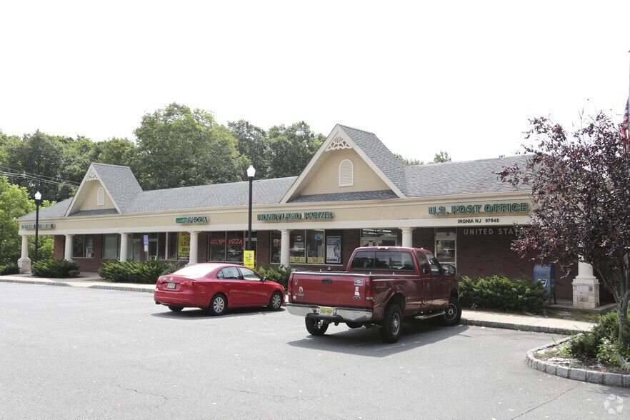 389 Dover Chester Rd, Randolph, NJ 07869 Retail For Lease