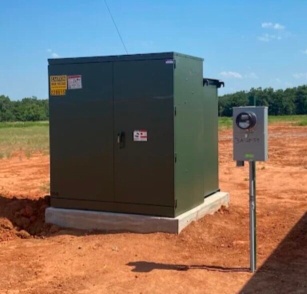 More Photos Of 2836 County Street 2990, Alex Industrial For Lease