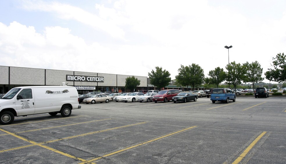 More Photos Of 1421 Som Center Rd, Mayfield Heights Unknown For Lease