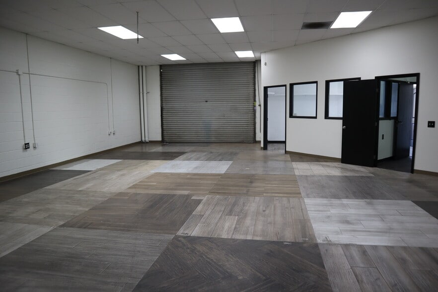 More Photos Of 110 Washburn Cir, Corona Unknown For Lease