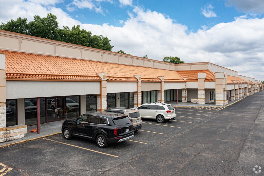 More Photos Of 5955-5965 Boymel Dr, Fairfield Storefront For Lease