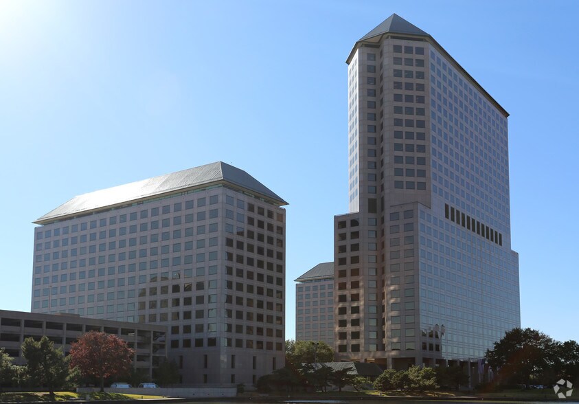 More Photos Of 5215 N O Connor Blvd, Irving Office For Lease