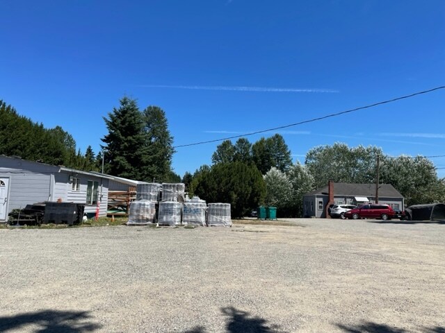 More Photos Of 10301 31st St E, Edgewood Contractor Storage Yard For Lease