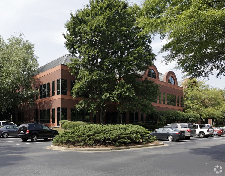 More Photos Of 5895 Windward Pky, Alpharetta Office For Lease