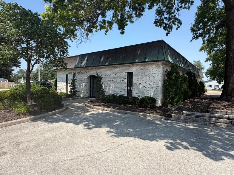 More Photos Of 10201 E 75th St, Raytown Office For Sale