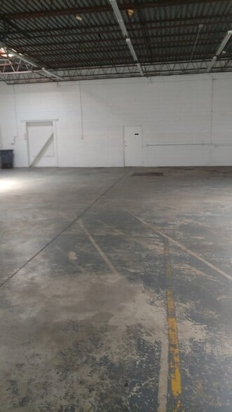 More Photos Of 201 Production Dr, Yorktown Distribution For Lease