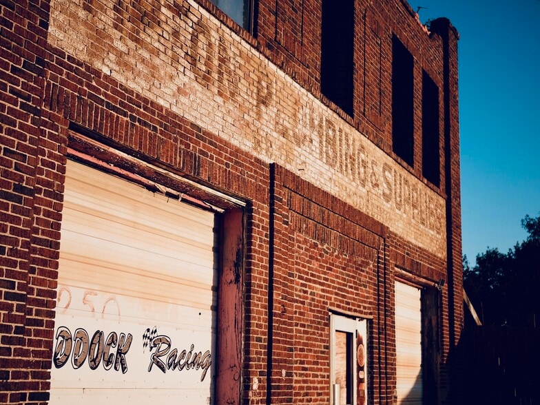 More Photos Of 3250 Charles Page Blvd, Tulsa Flex For Sale