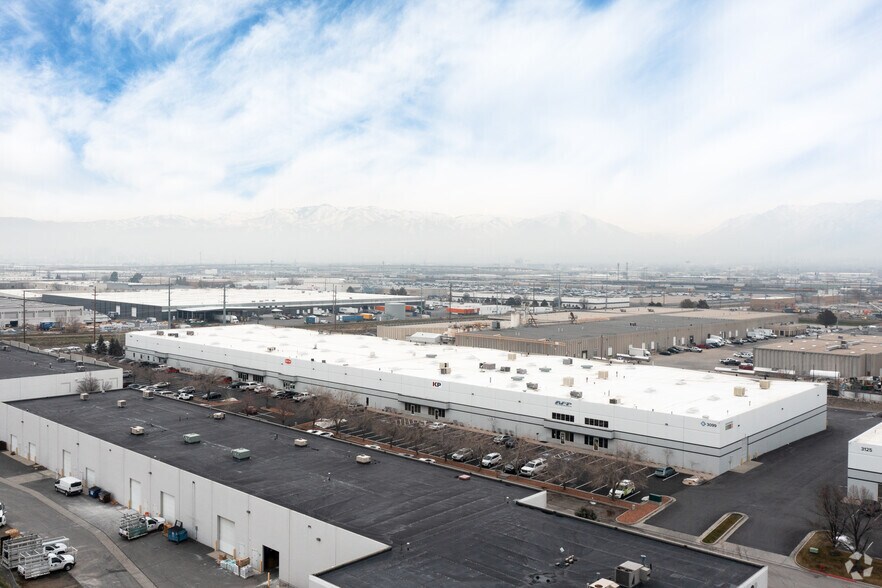 More Photos Of 3005-3099 S 1030 W, South Salt Lake Warehouse For Lease