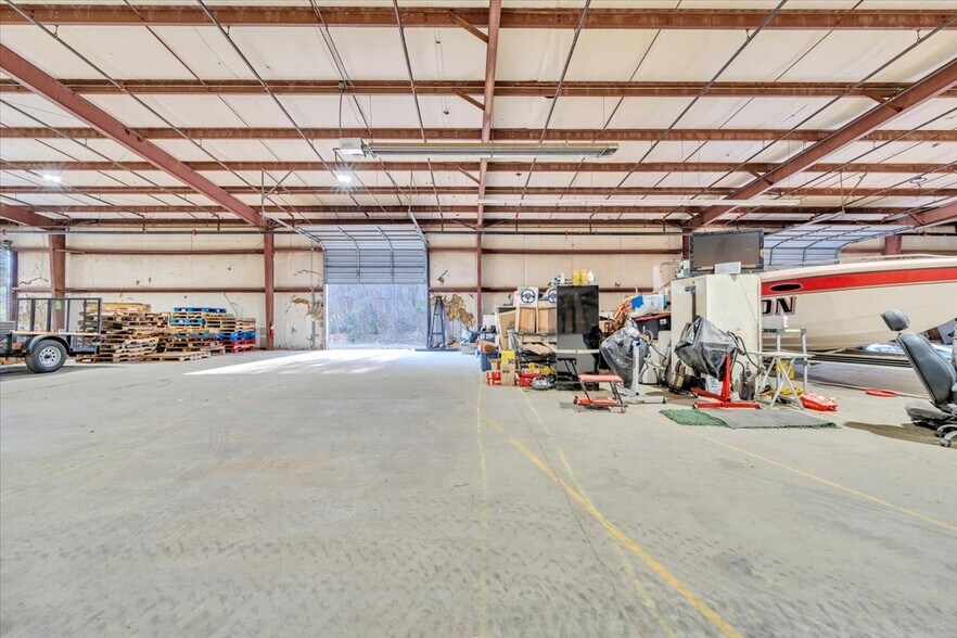 More Photos Of 81 5th Ave, Collinsville Manufacturing For Sale