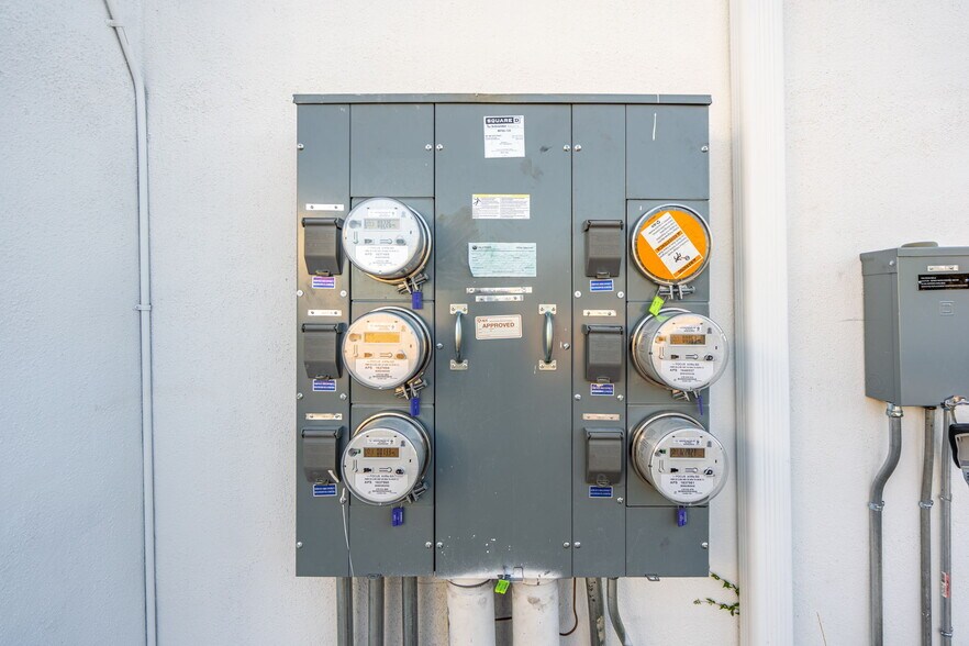 More Photos Of 719 W Missouri Ave, Phoenix Apartments For Sale