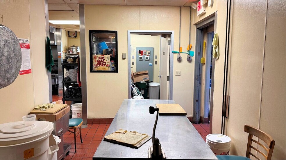 More Photos Of 630 S Frontage Rd, Wisconsin Dells Fast Food For Sale