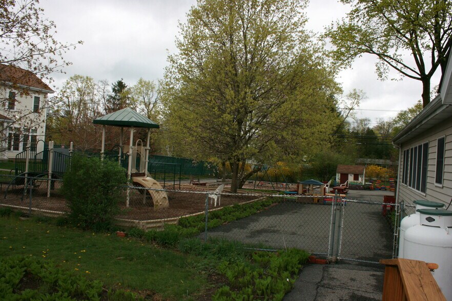 More Photos Of , Yorktown Heights Office For Sale