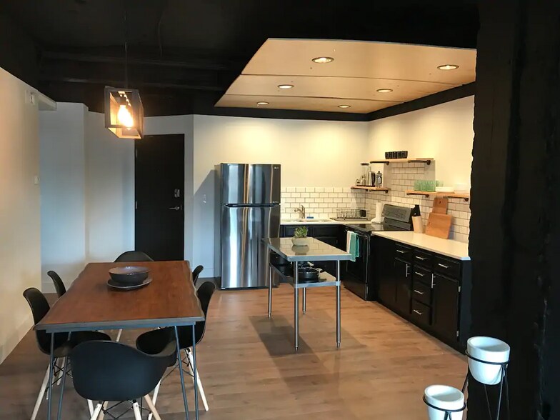 More Photos Of 17 W Lamme St, Bozeman Apartments For Sale