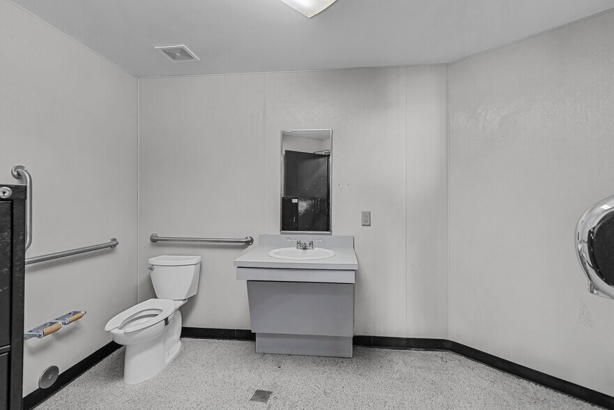 More Photos Of 56633 Bosworth St, Slidell Freestanding For Sale