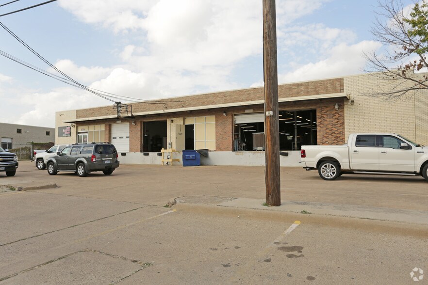 More Photos Of 1145 Quaker St, Dallas Warehouse For Lease