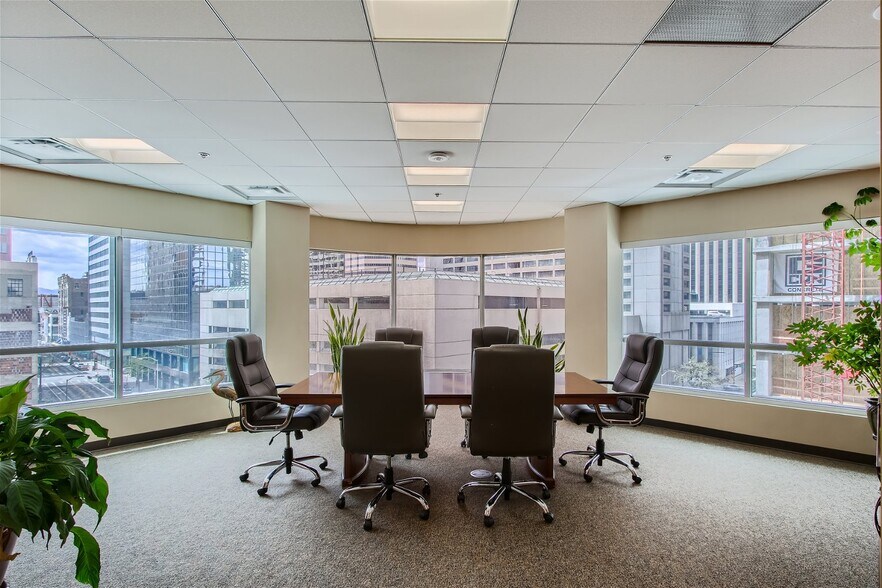 More Photos Of 1800 Glenarm Pl, Denver Office For Sale