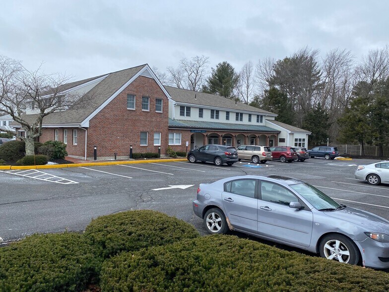 Primary Photo Of 16 Boston Post Rd, Wayland Office For Lease